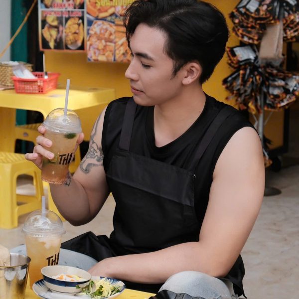 z7335812022458_21ff9f937381fd0fa8f57799e164986e